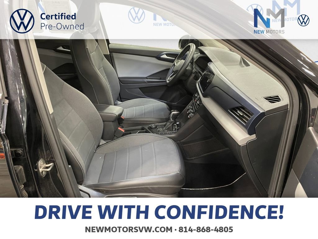 Used 2023 Volkswagen Taos SE w/ Panoramic Sunroof Package image 15