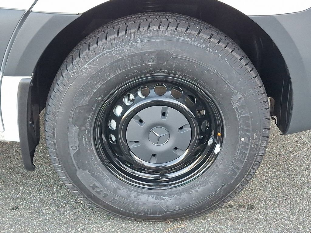 New 2025 Mercedes-Benz Sprinter 2500 image 5