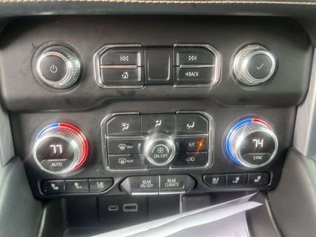 Used 2023 GMC Yukon XL SLT RWD image 9