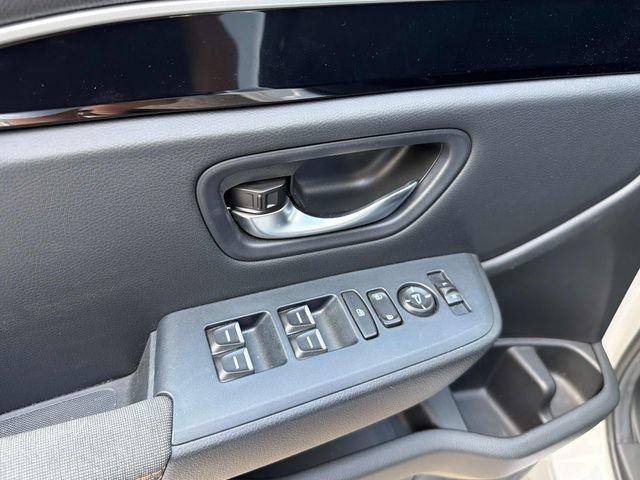Certified 2025 Honda Pilot Sport image 23