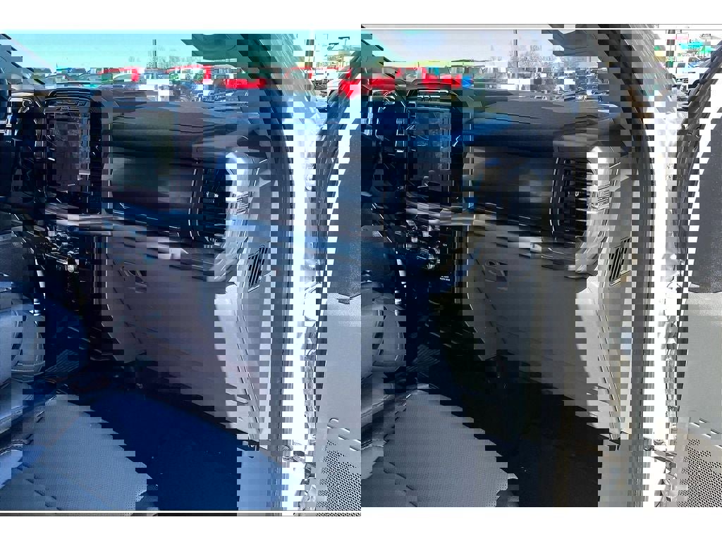 Used 2021 Ford F150 Lariat w/ Equipment Group 501A Mid image 18