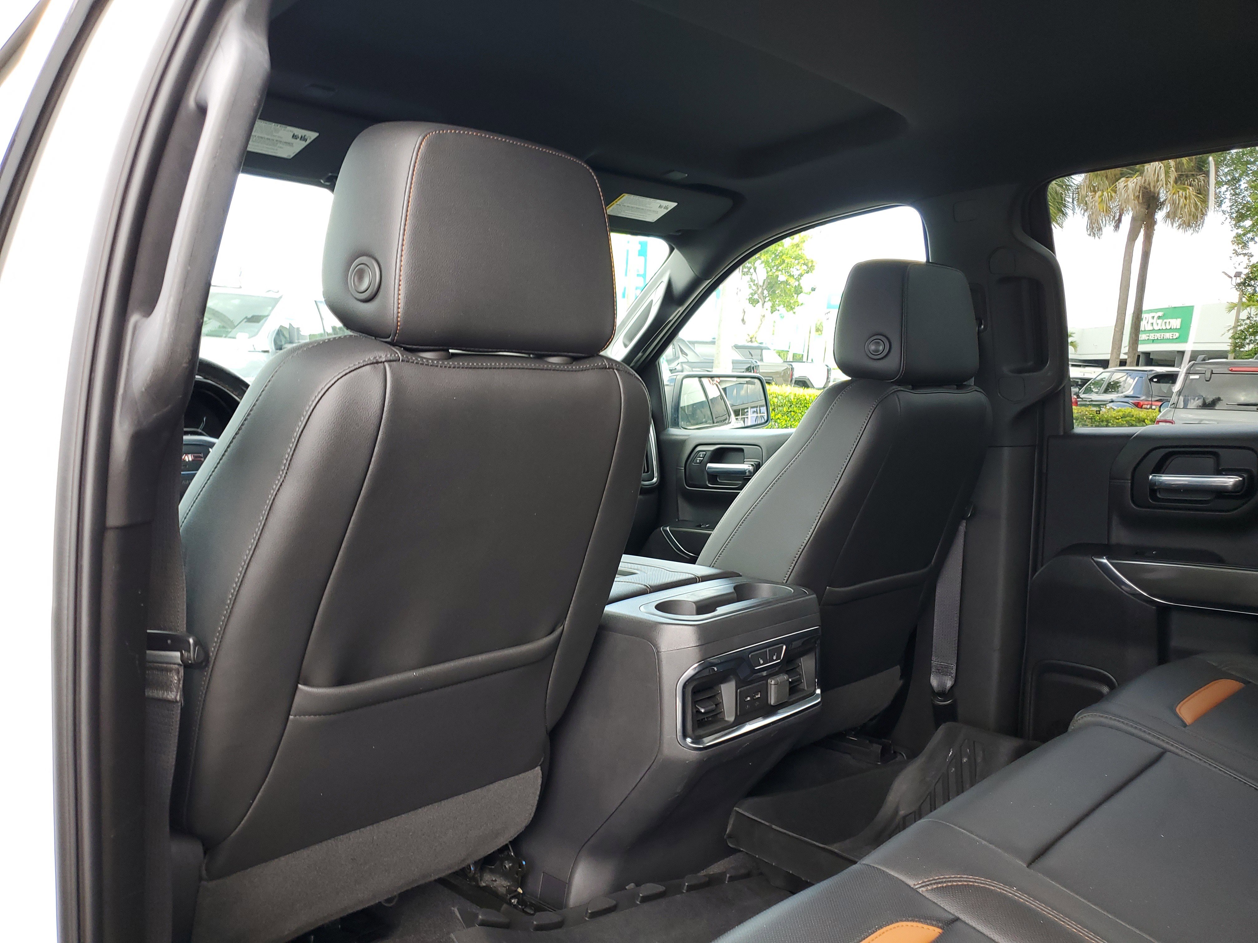 Used 2020 GMC Sierra 1500 AT4 w/ AT4 Premium Package image 14