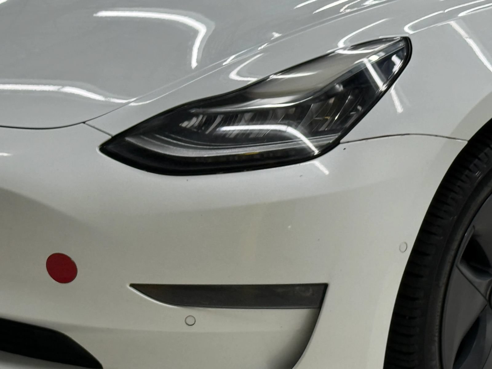 Used 2018 Tesla Model 3 Long Range RWD image 4