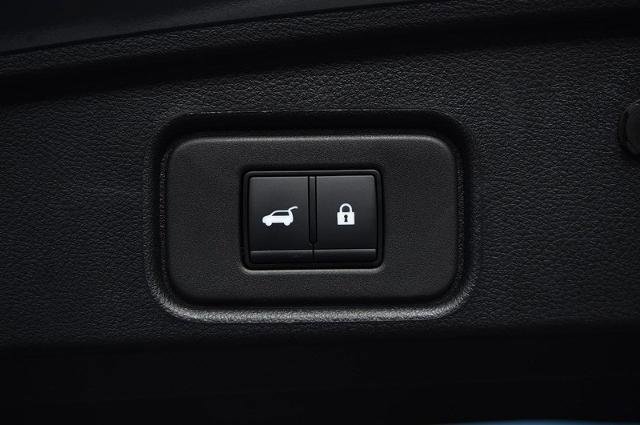 Certified 2024 Nissan Pathfinder Platinum w/ Cargo Package image 32