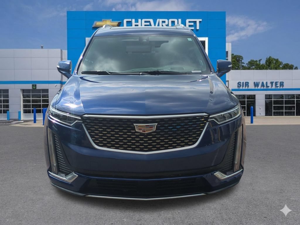 Used 2023 Cadillac XT6 Premium Luxury w/ Platinum Package AWD/4WD image 9