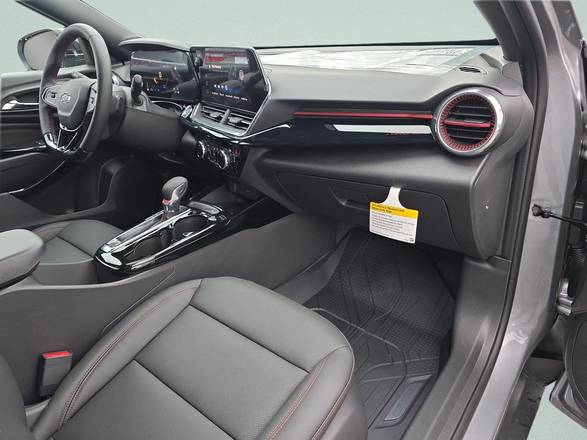 New 2026 Chevrolet Trax RS w/ Sunroof Package image 30