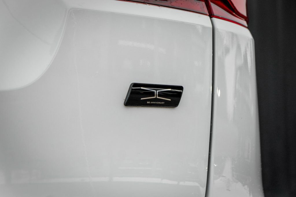 New 2026 Jaguar F-PACE R-Dynamic S image 9