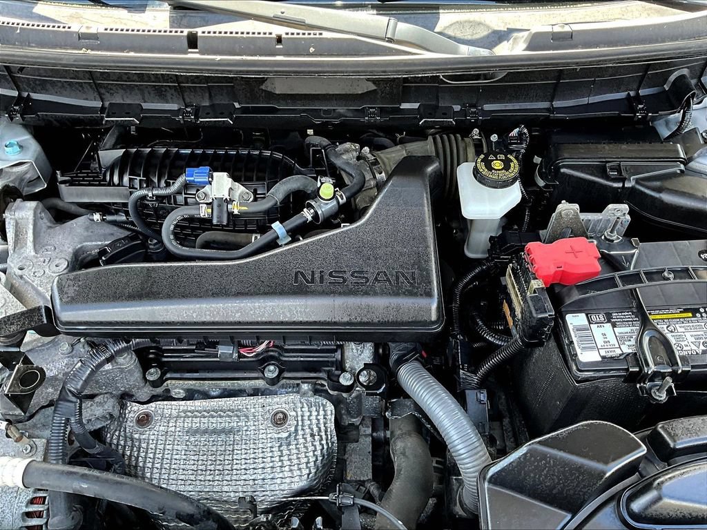 Used 2016 Nissan Rogue SL AWD/4WD image 34