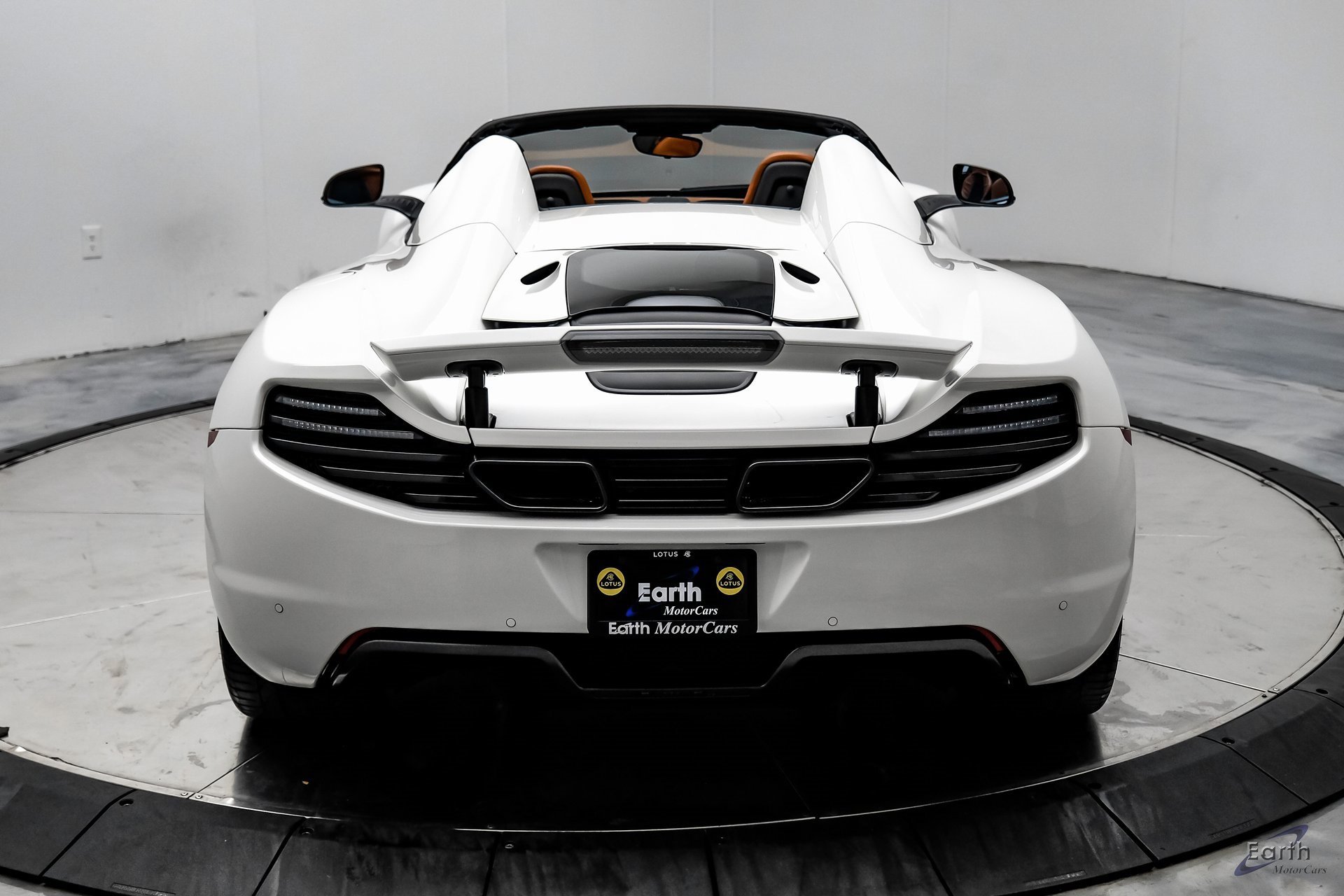 Used 2013 McLaren MP4-12C Spider image 16