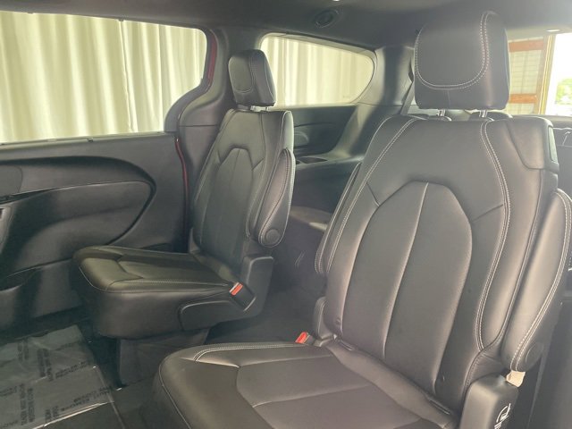 New 2026 Chrysler Pacifica Select image 42