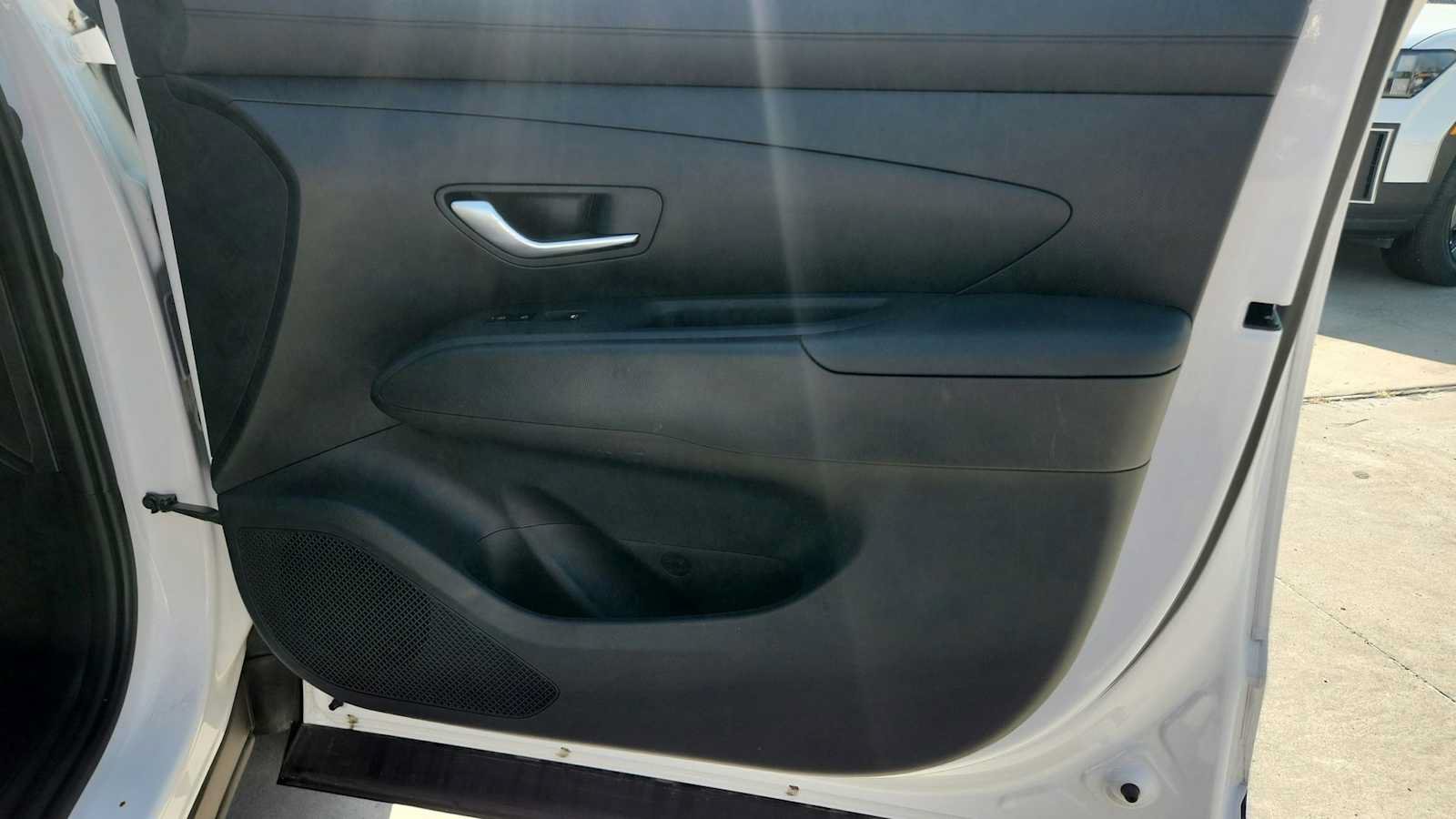 Used 2025 Hyundai Santa Cruz SE FWD image 41