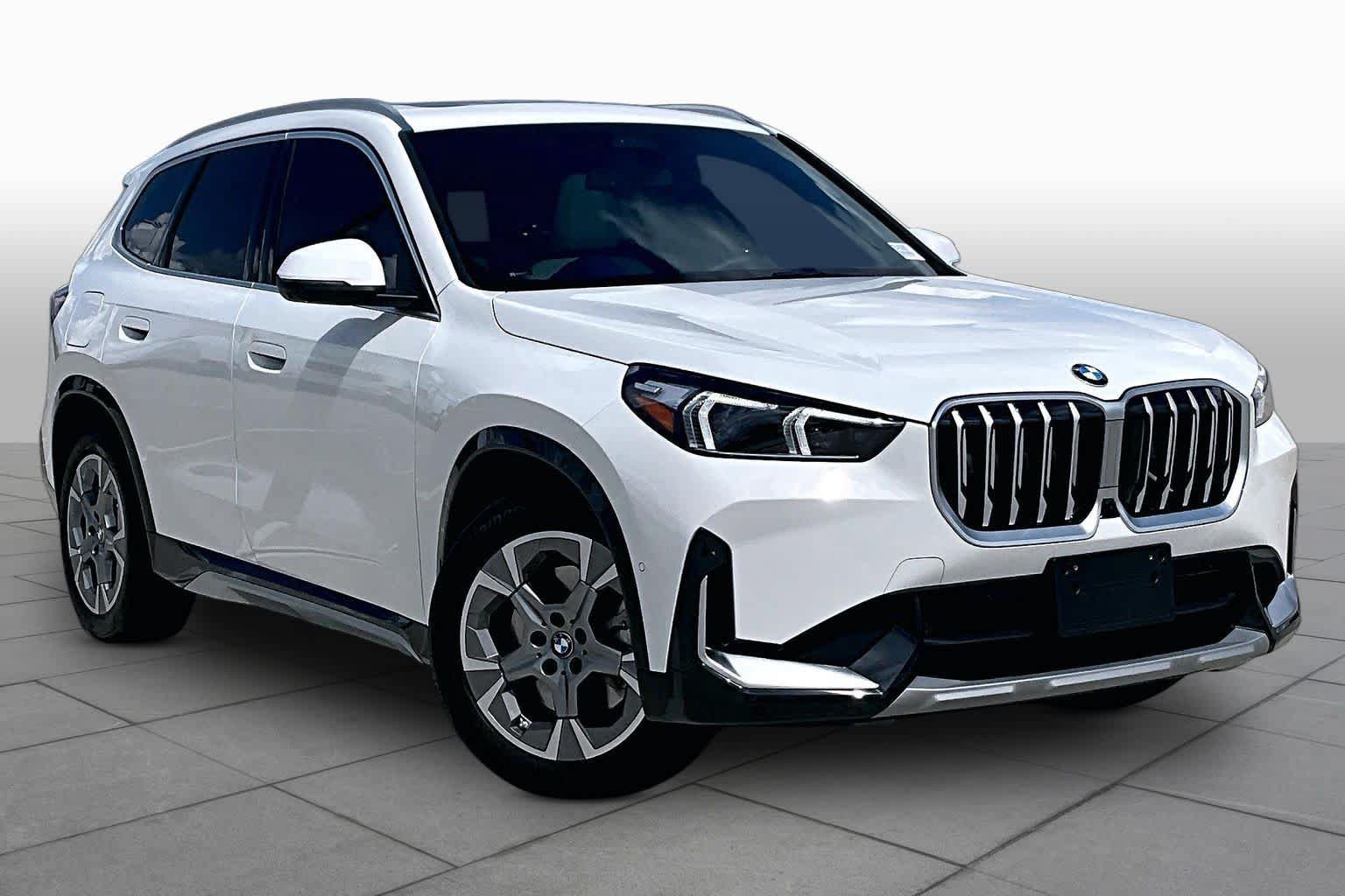 Used 2026 BMW X1 xDrive28i w/ Technology Package AWD/4WD image 2