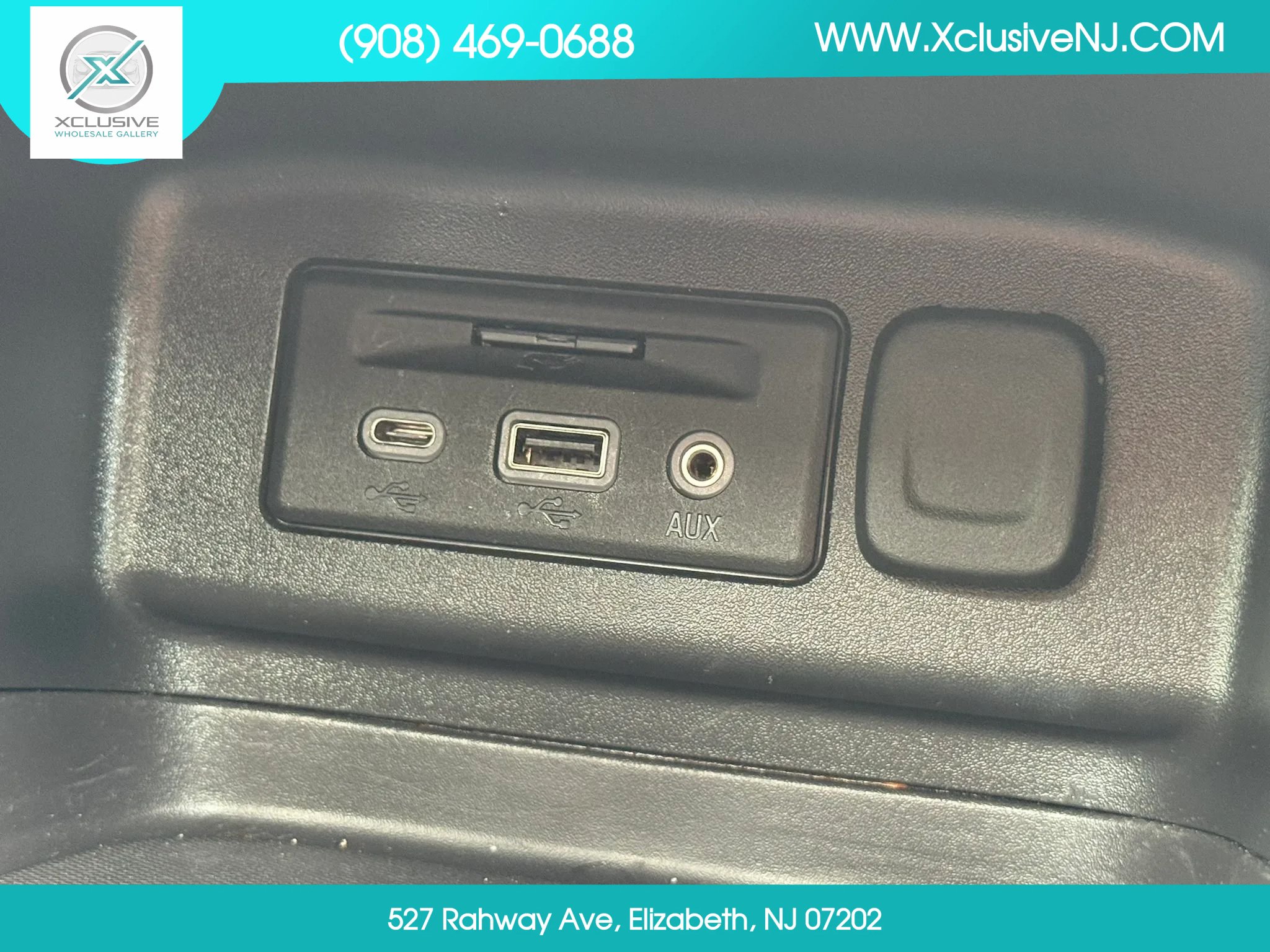 Used 2022 Chevrolet Equinox RS w/ Infotainment Package AWD/4WD image 18