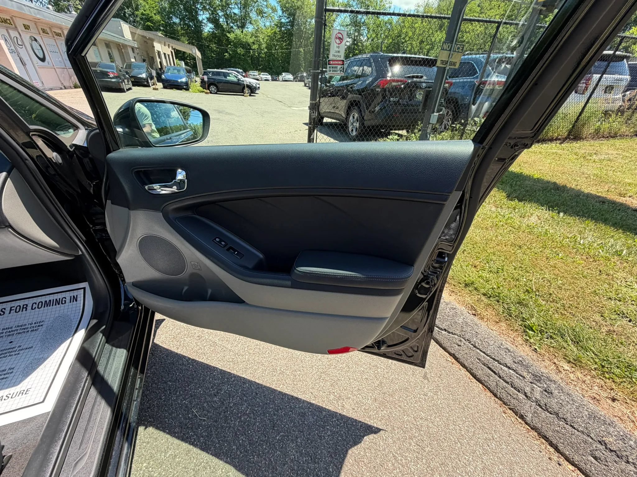 Used 2015 Kia Forte LX w/ Protection Package FWD image 14