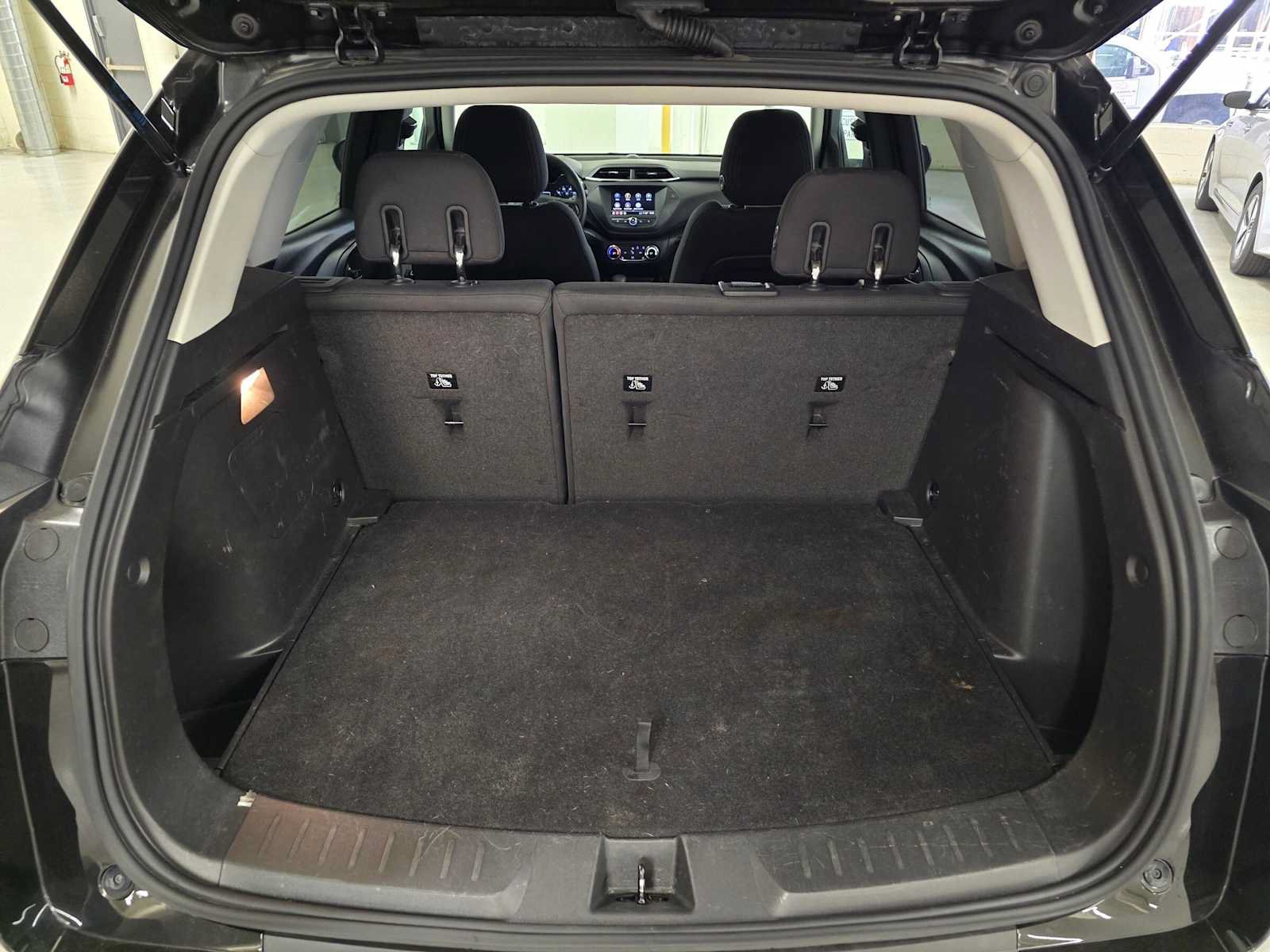 Used 2023 Chevrolet TrailBlazer LT FWD image 14