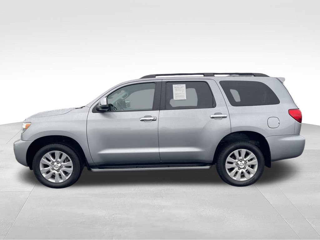 Used 2016 Toyota Sequoia Platinum AWD/4WD image 2