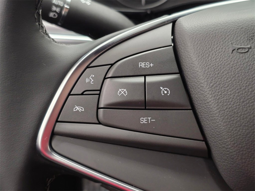 New 2025 Cadillac XT5 Luxury image 32