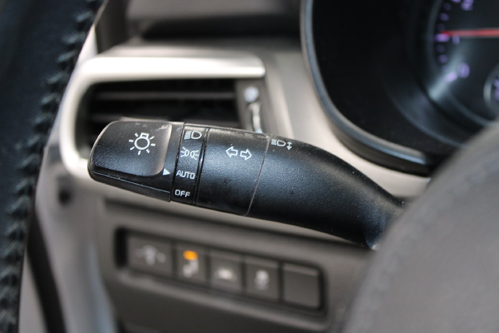 Used 2021 Kia Telluride S AWD/4WD image 23