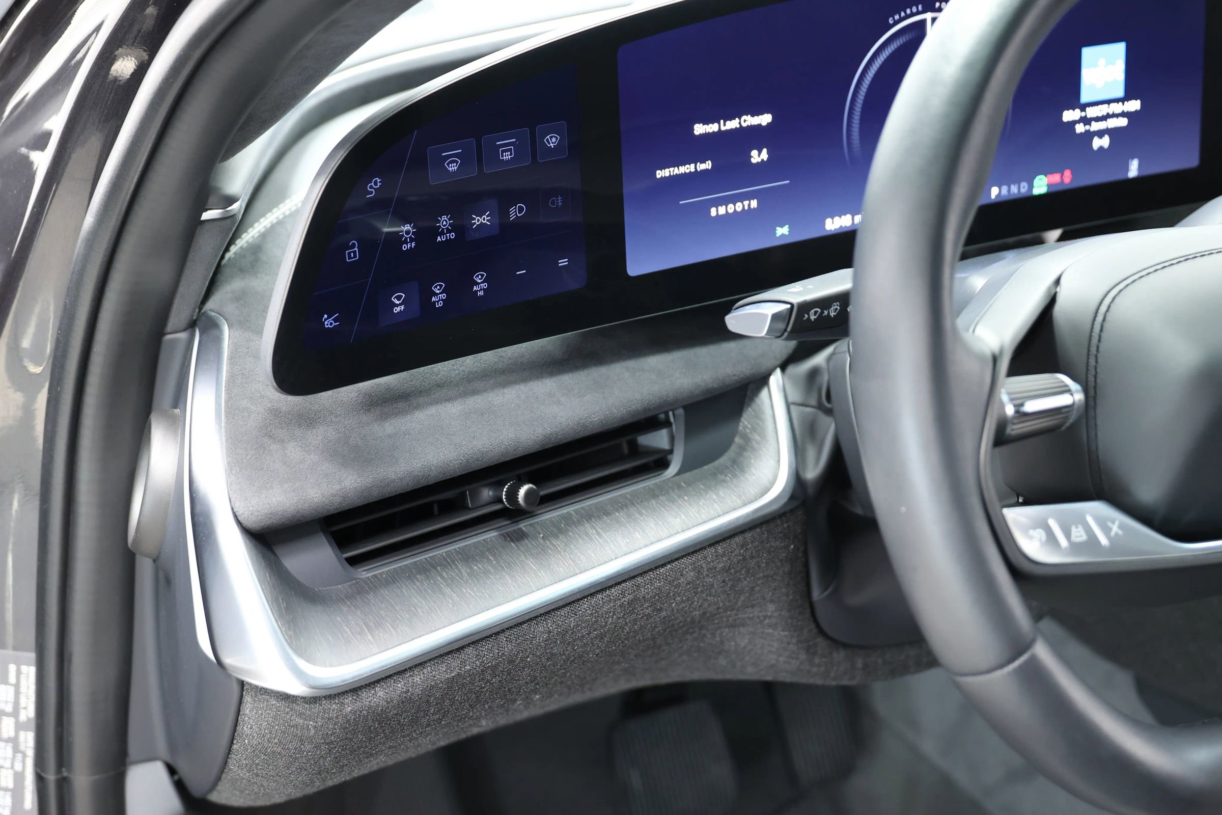 Used 2023 Lucid Air Grand Touring image 20