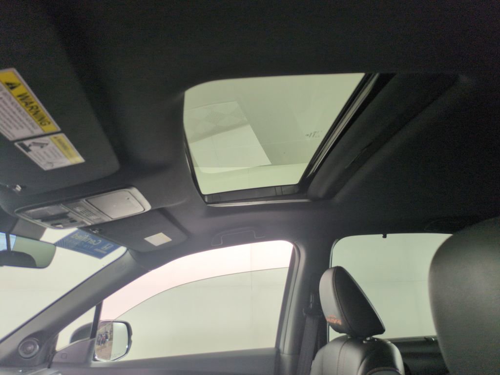 Certified 2022 Honda Pilot TrailSport image 24