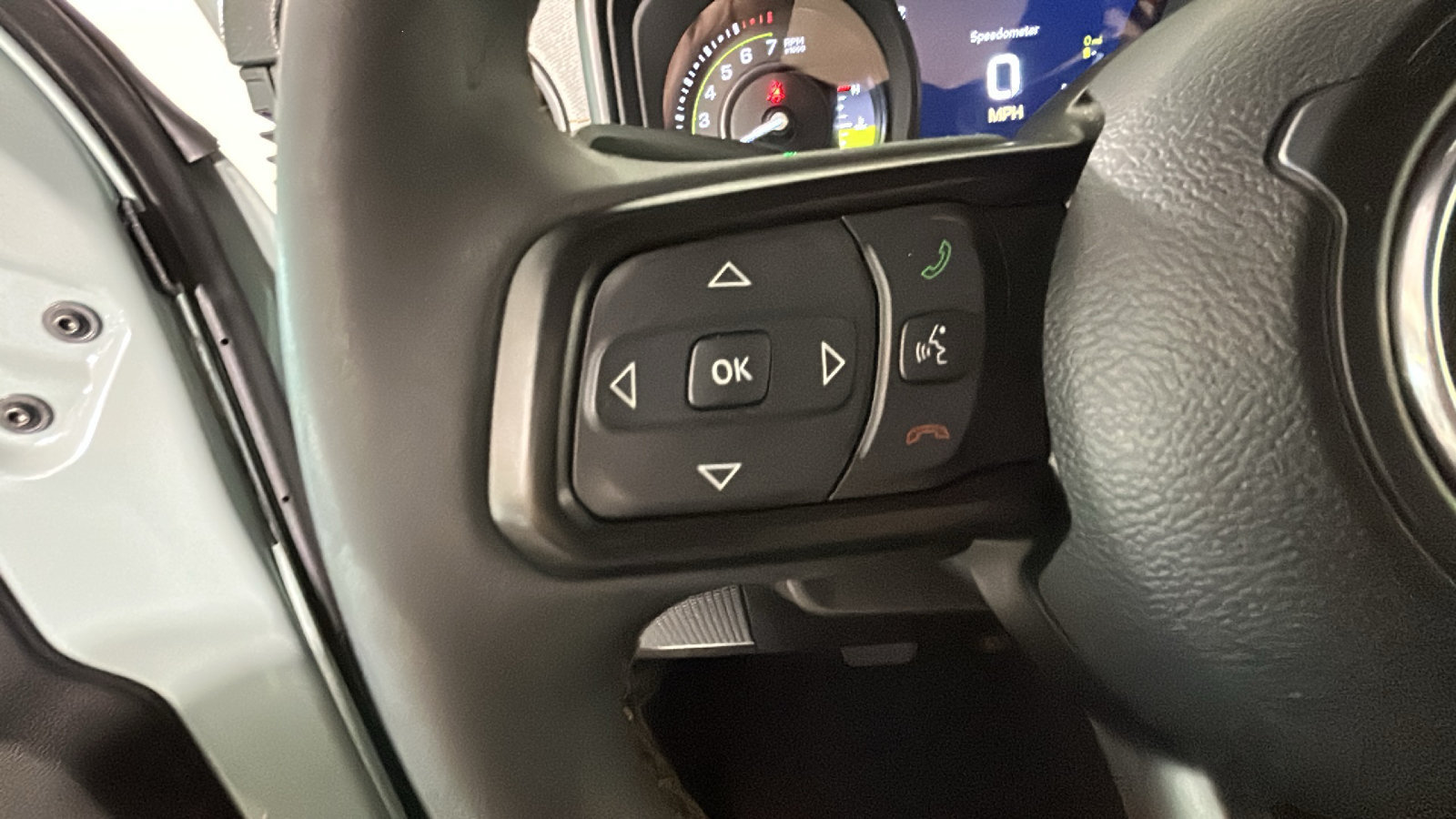 Used 2024 Jeep Wrangler Unlimited AWD/4WD image 18