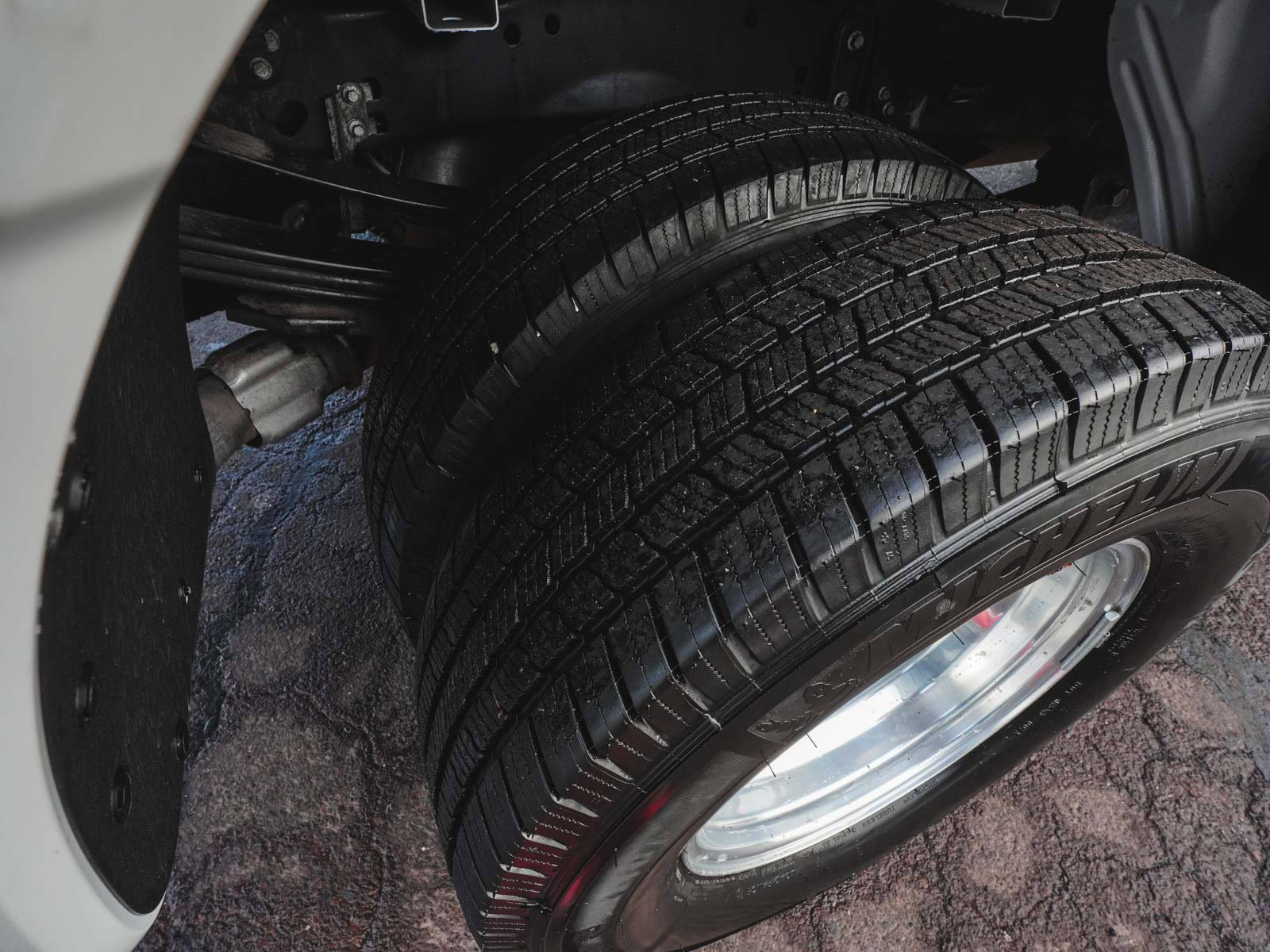 Used 2024 Ford F350 XL w/ Snow Plow/Camper Package image 10