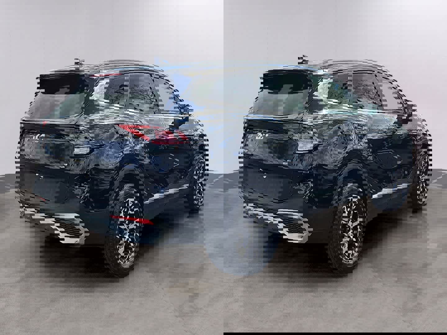 Used 2023 Kia Sportage EX image 4