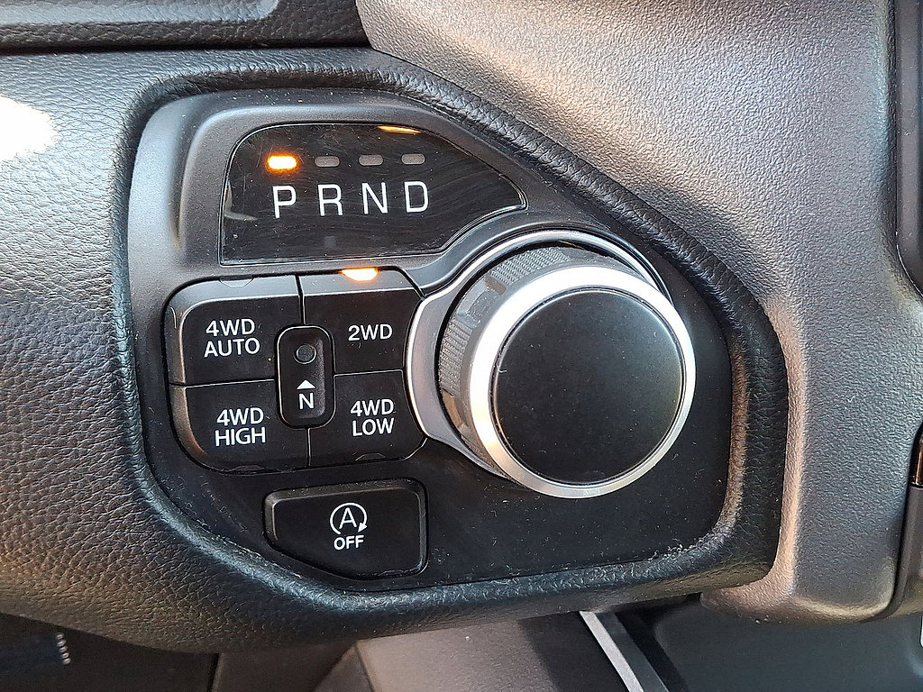 Used 2023 RAM 1500 Big Horn AWD/4WD image 12