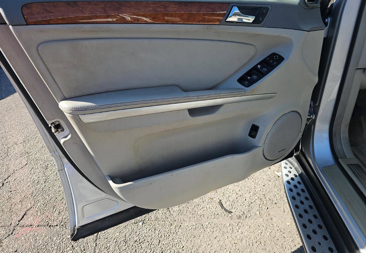 Used 2009 Mercedes-Benz GL 450 4MATIC image 9