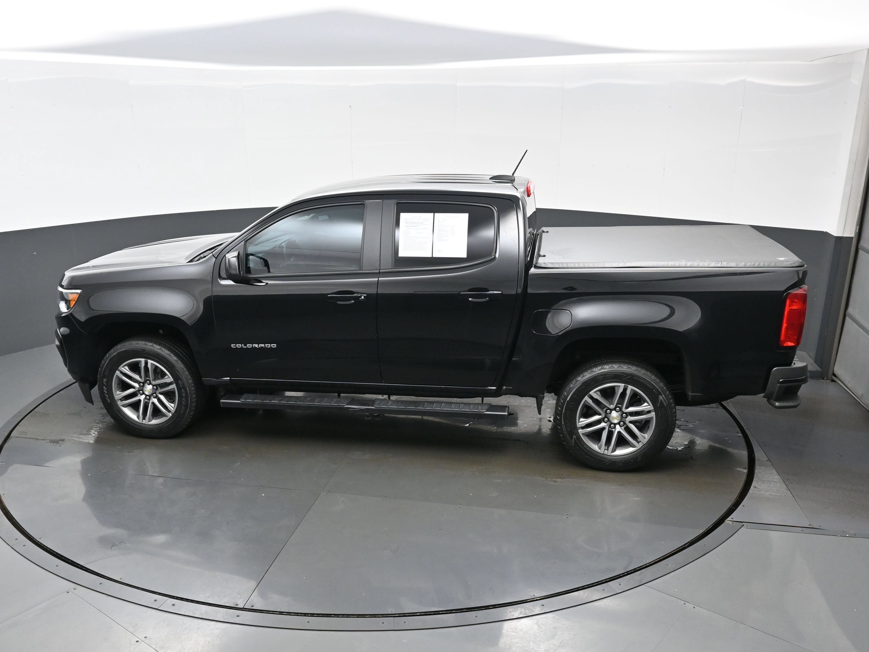 Used 2022 Chevrolet Colorado W/T w/ Custom Special Edition RWD image 35