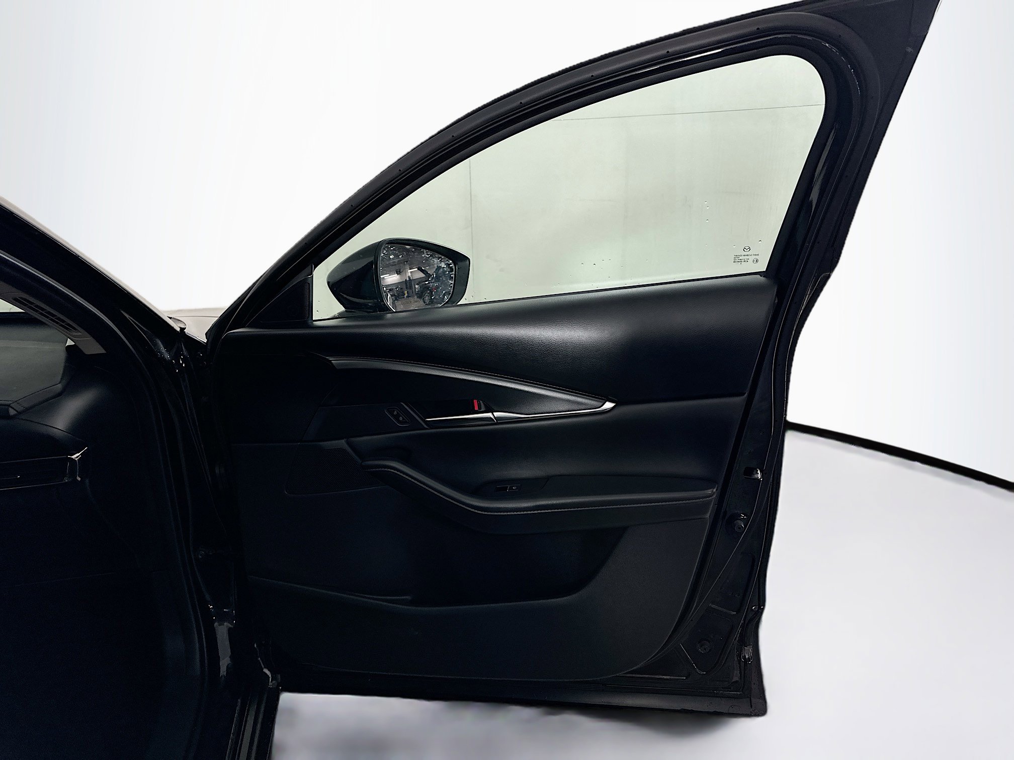 Used 2025 MAZDA CX-30 AWD 2.5 S w/ Preferred Package image 30