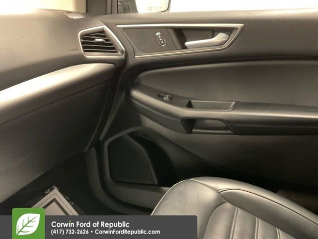 Used 2024 Ford Edge SEL AWD/4WD image 13