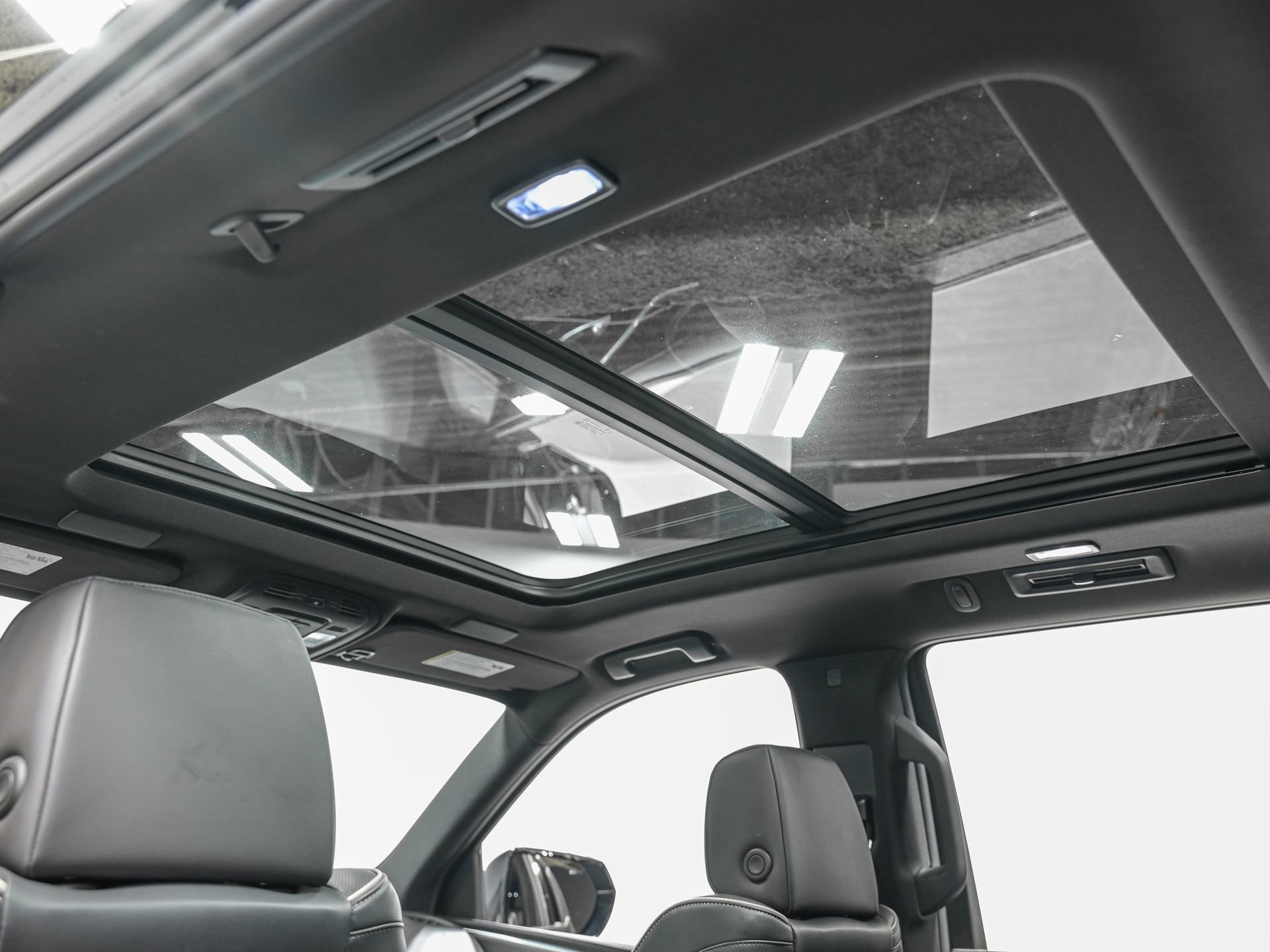 Used 2023 Cadillac Escalade Premium Luxury w/ LPO, Floor Liner Package image 26