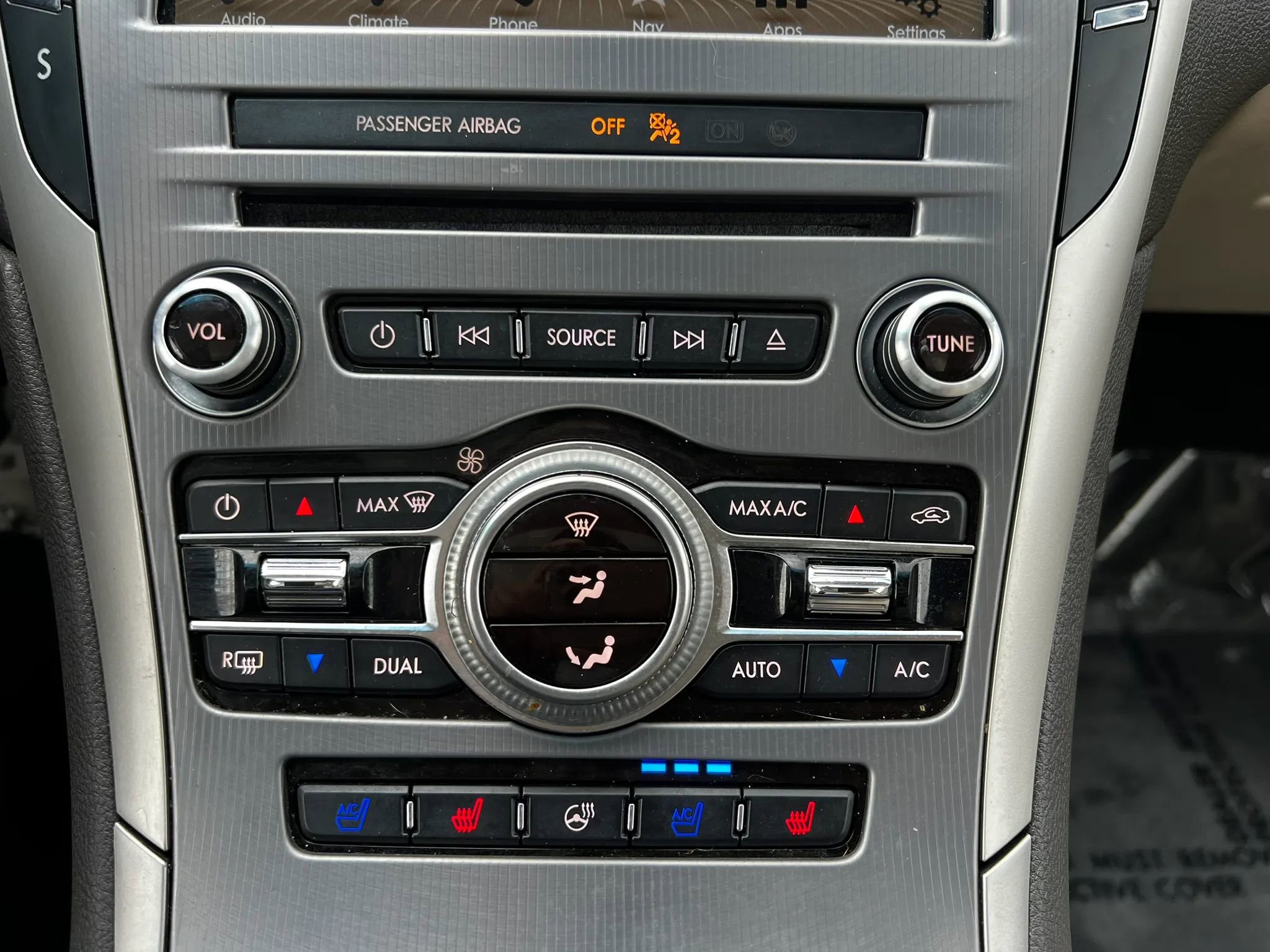 Used 2018 Lincoln MKZ Reserve w/ Luxury Package FWD image 27