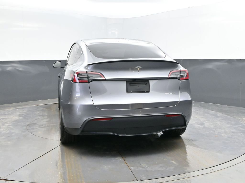 Used 2025 Tesla Model Y Long Range image 6