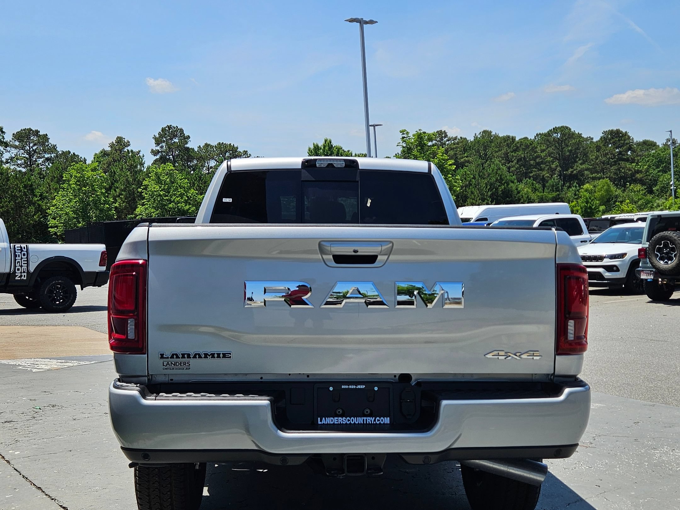 New 2026 RAM 2500 Laramie AWD/4WD image 6