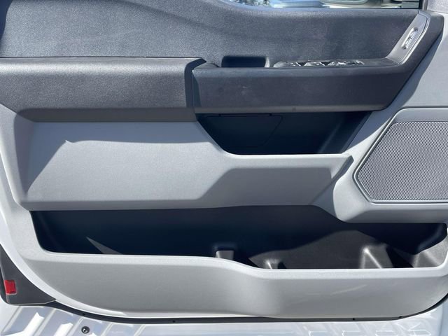 New 2026 Ford F550 4x4 Supercab Super Duty image 17