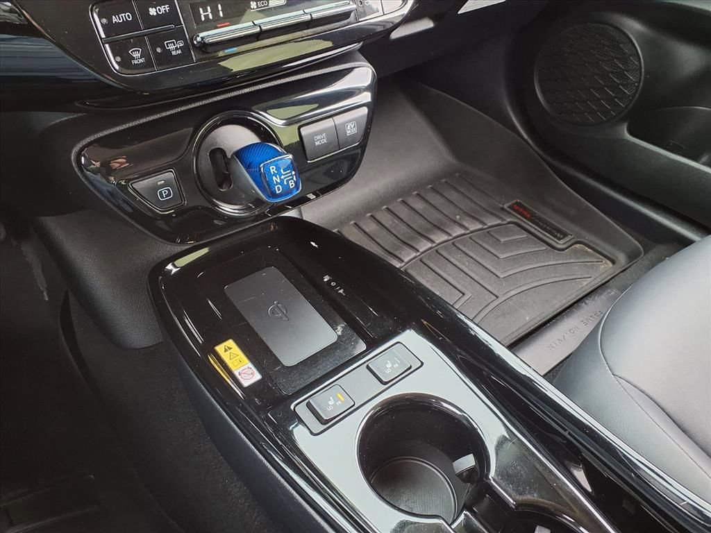 Certified 2020 Toyota Prius XLE image 25