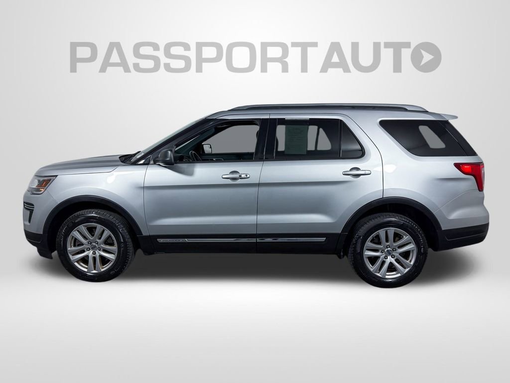 Used 2019 Ford Explorer XLT image 9