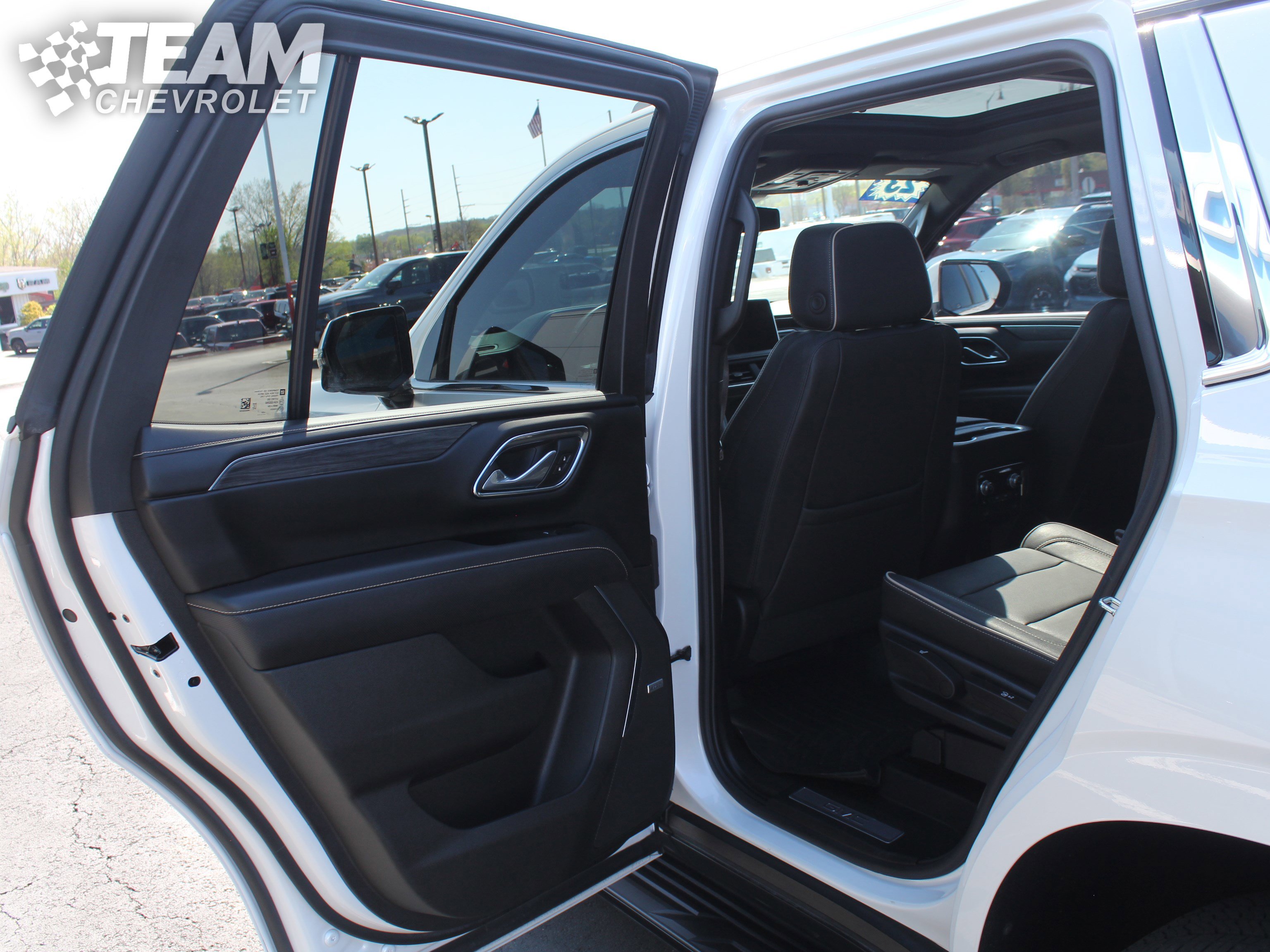 Used 2023 GMC Yukon SLT w/ SLT Luxury Package AWD/4WD image 20