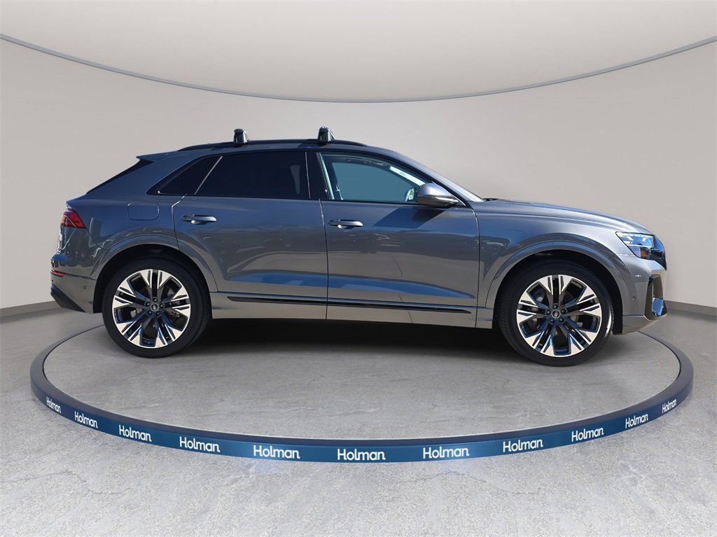 Certified 2025 Audi Q8 Premium Plus image 2