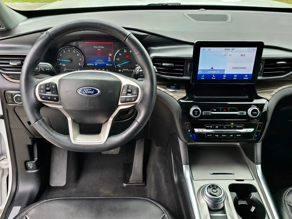 Used 2023 Ford Explorer Limited image 22
