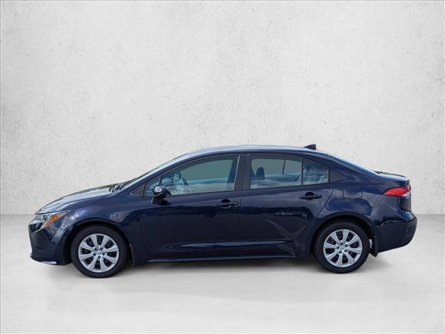 Used 2025 Toyota Corolla LE FWD image 5