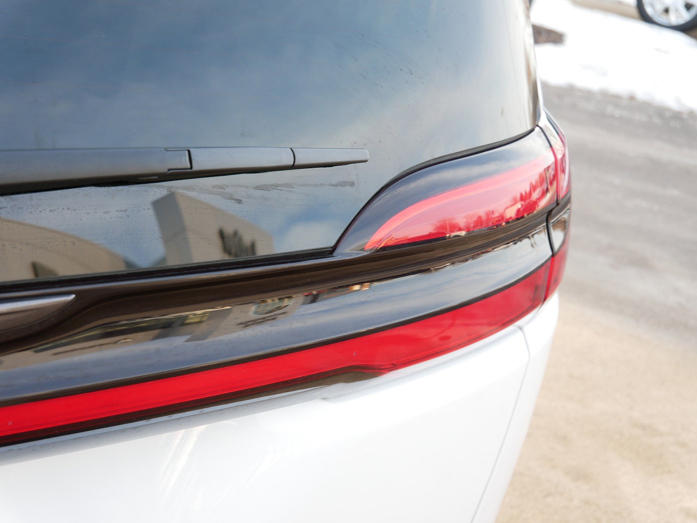 Used 2024 Chrysler Pacifica Touring-L w/ Road Tripper Package image 18