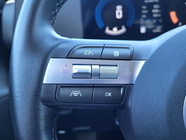 Certified 2025 Hyundai Kona SEL image 20