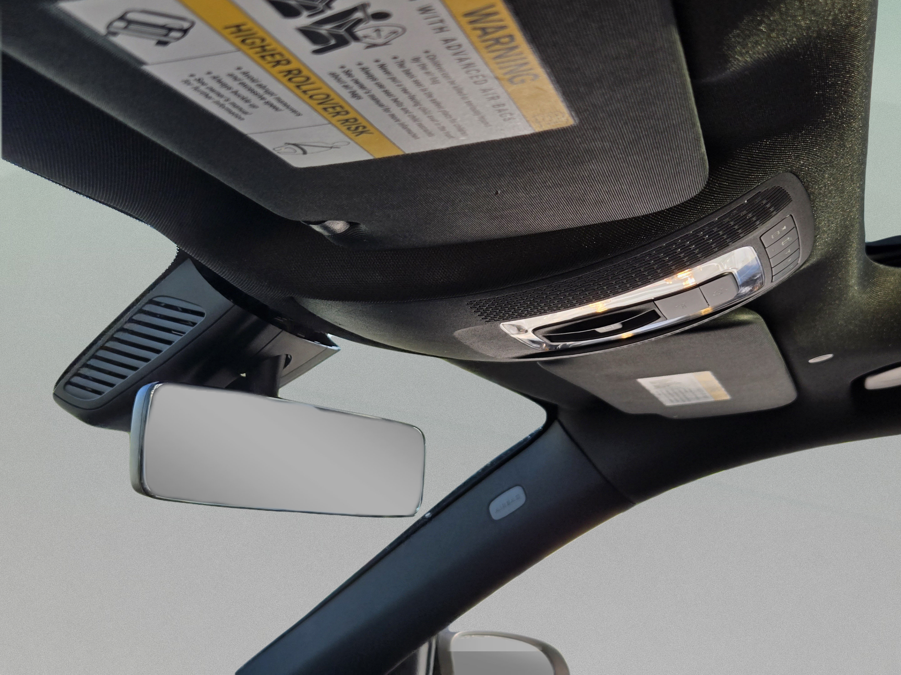 Used 2022 Mercedes-Benz GLB 250 image 18