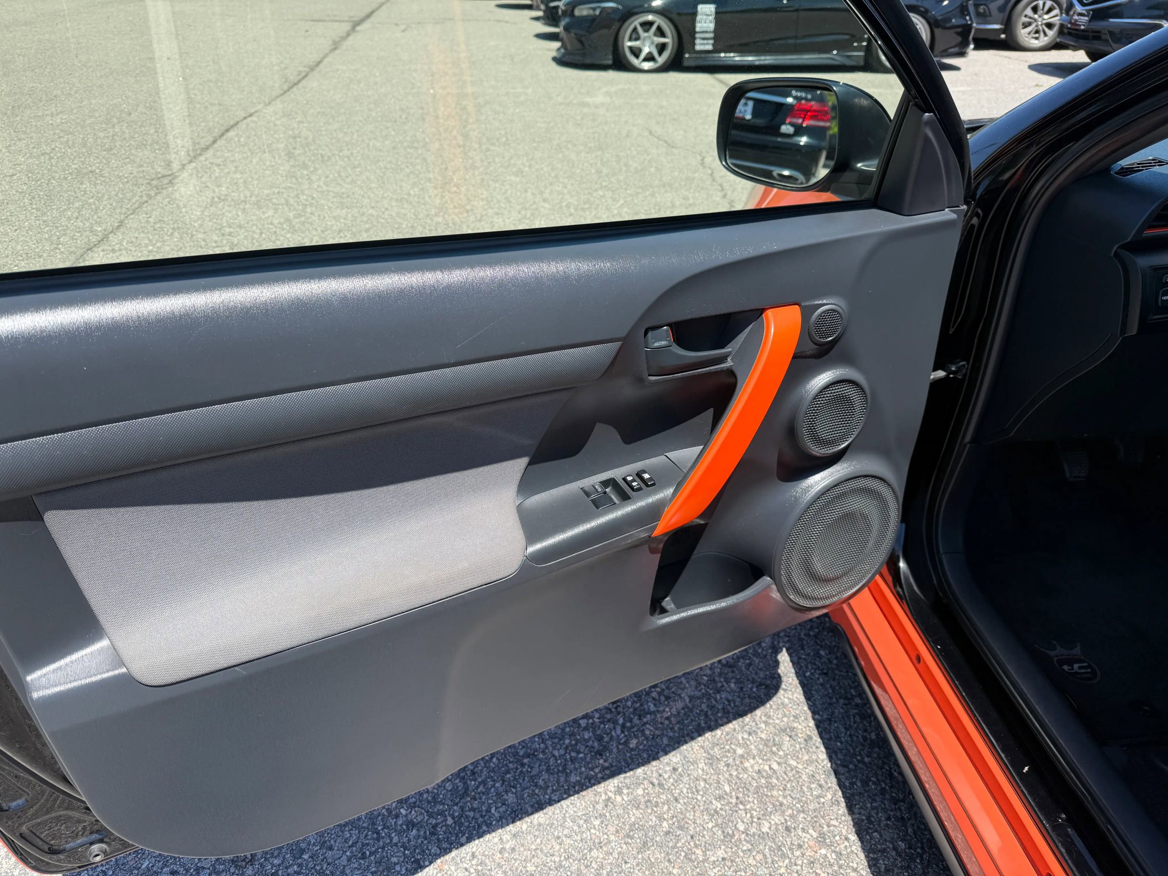 Used 2015 Scion tC FWD image 17