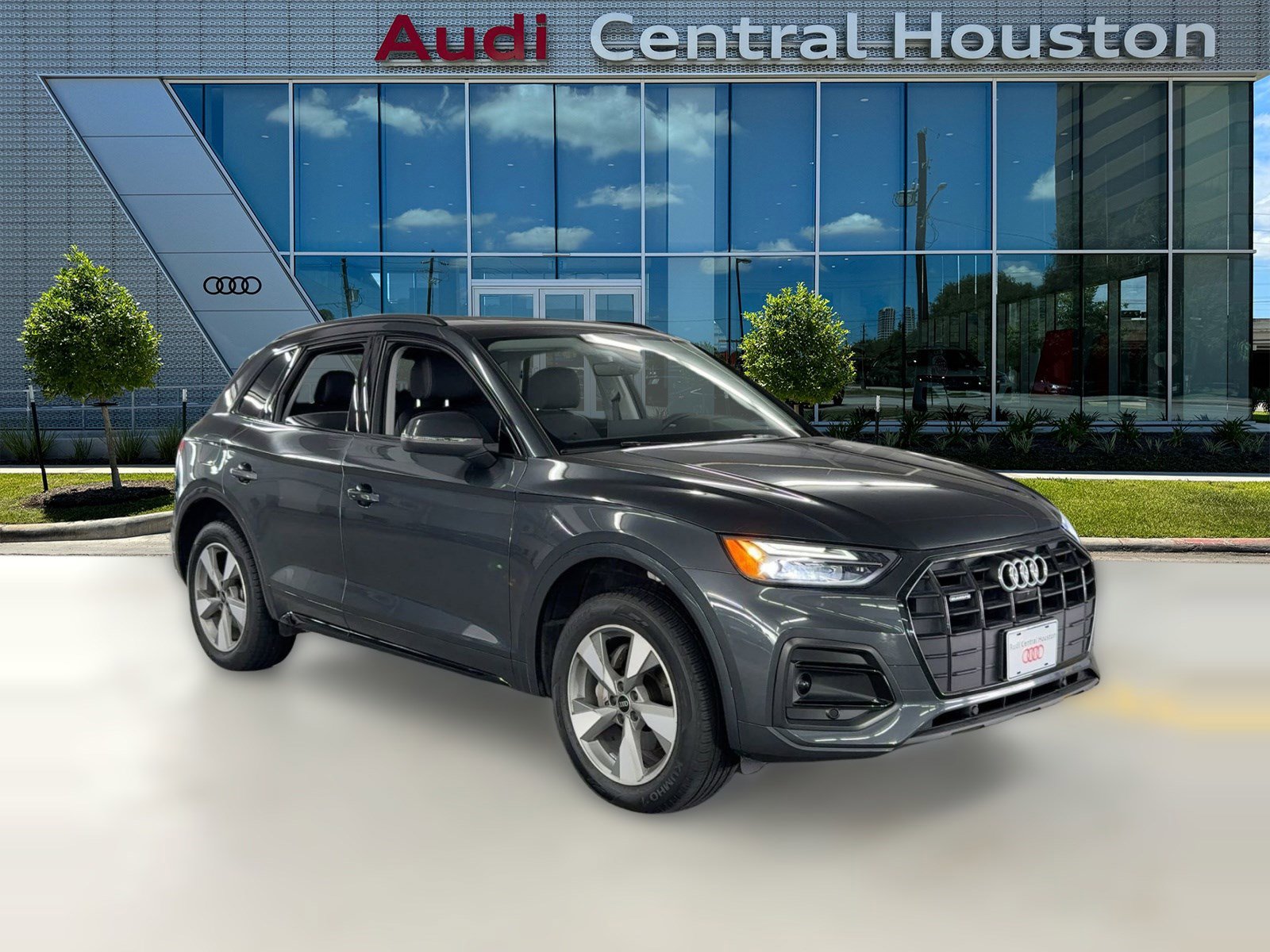 Certified 2024 Audi Q5 2.0T Premium Plus image 7