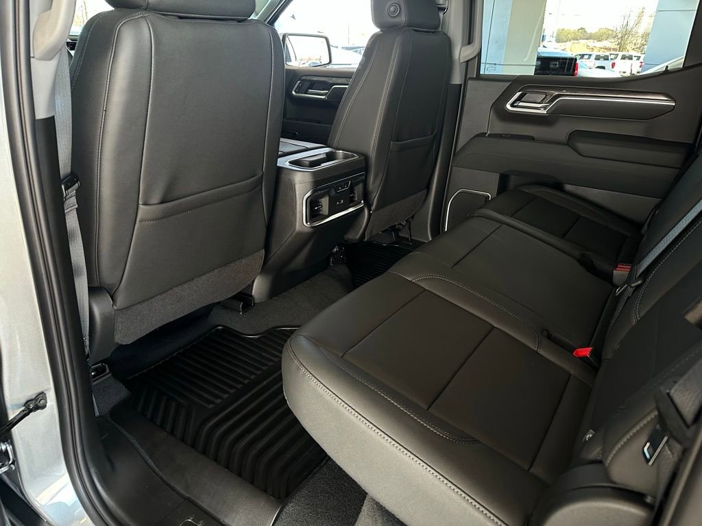 New 2026 Chevrolet Silverado 1500 LTZ w/ LTZ Premium Package image 13
