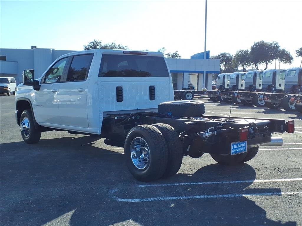 New 2026 Chevrolet Silverado 3500 LT image 10